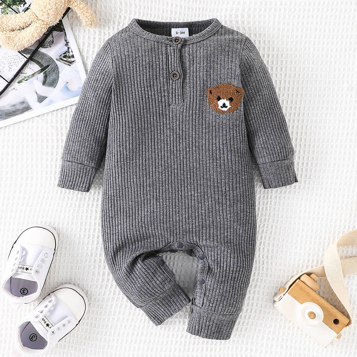 Baby Round Neck Long Sleeve Bear Printed One-piece Romper