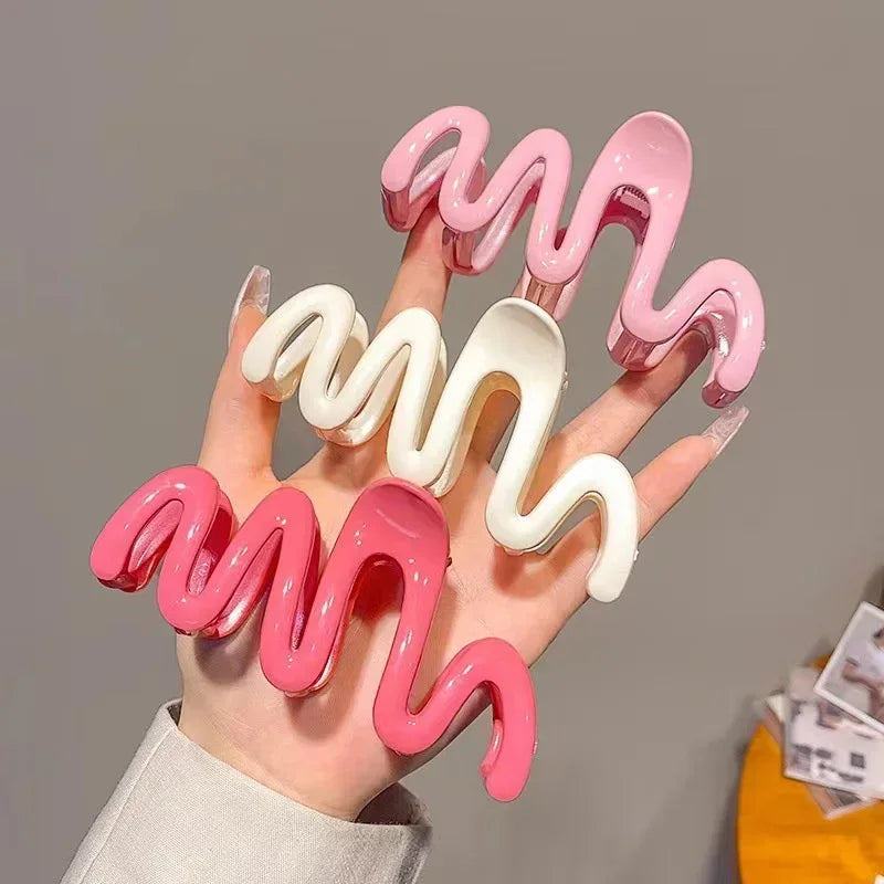 Colorful Wave Hair Claw Clips Women Korean Plastic Shark Hair Clip Geometry High Ponytail Barrette Hairpin Girl Hair Accessories - NTKSTORE