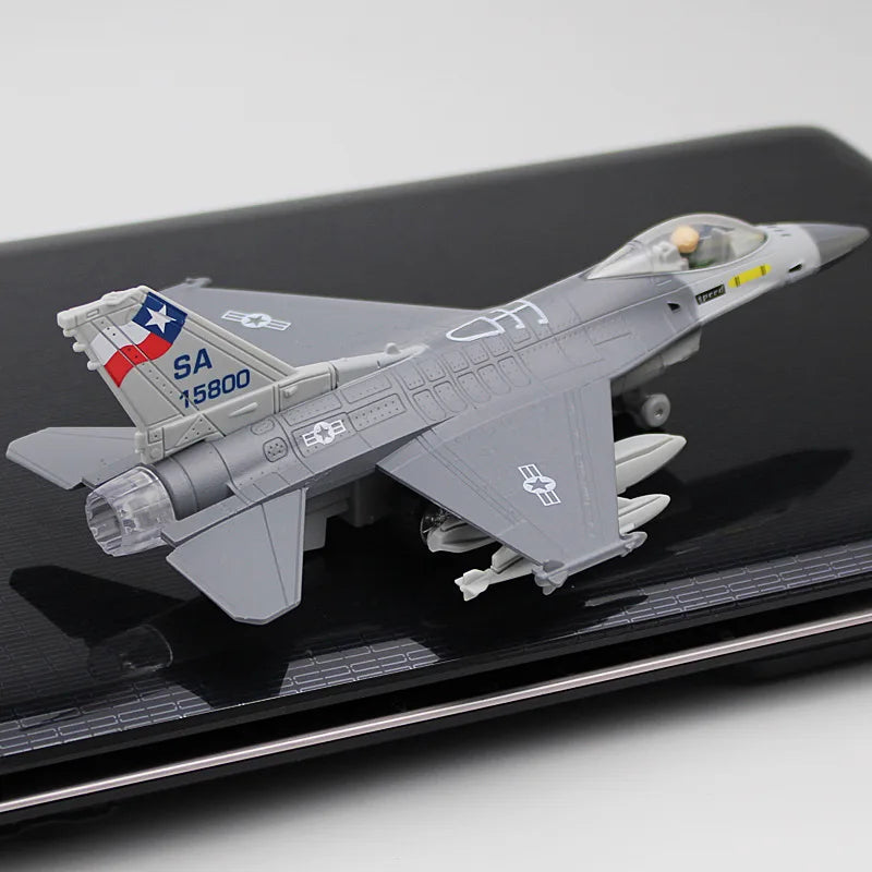 Alloy F16 Fighter model acoustooptic return force aviation military aircraft model Toy Ornament Gift FJ5