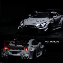 1:32 GT-CSR2 Alloy Exquisite Sports Car Model Fast Furious Simulation Miniature Toys Sound Light Children Gift Collect Hobby