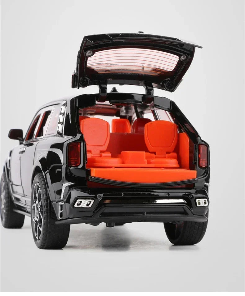 1:24 Rolls Royce Cullinan Masory SUV Alloy Luxy Car Model Diecasts Metal Toy Car Model Simulation Sound and Light Childrens Gift